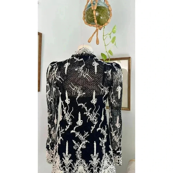 NWT Alexis Black Lace Dress White Floral Embroidery Elegant Designer Tunic Style - Picture 6 of 9